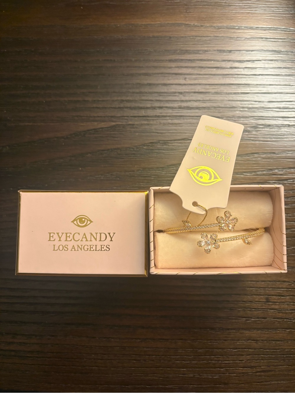 NEW Eye Candy gold bangle bracelet